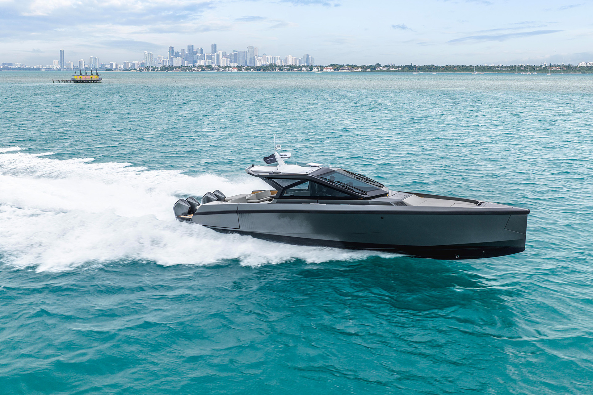 wallypower50X – World Debut al Discover Boating Miami International Boat Show.